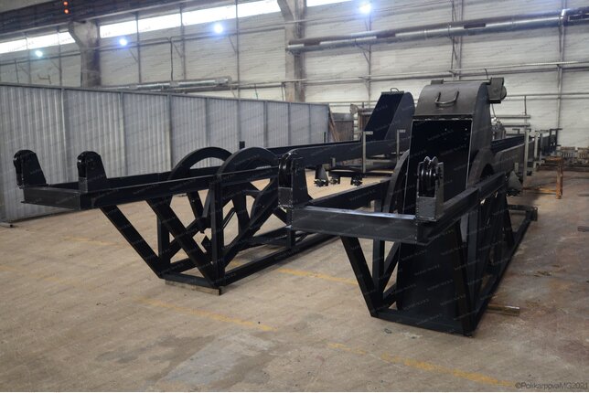 Подъемник сыпучих грузов СКИП 1600